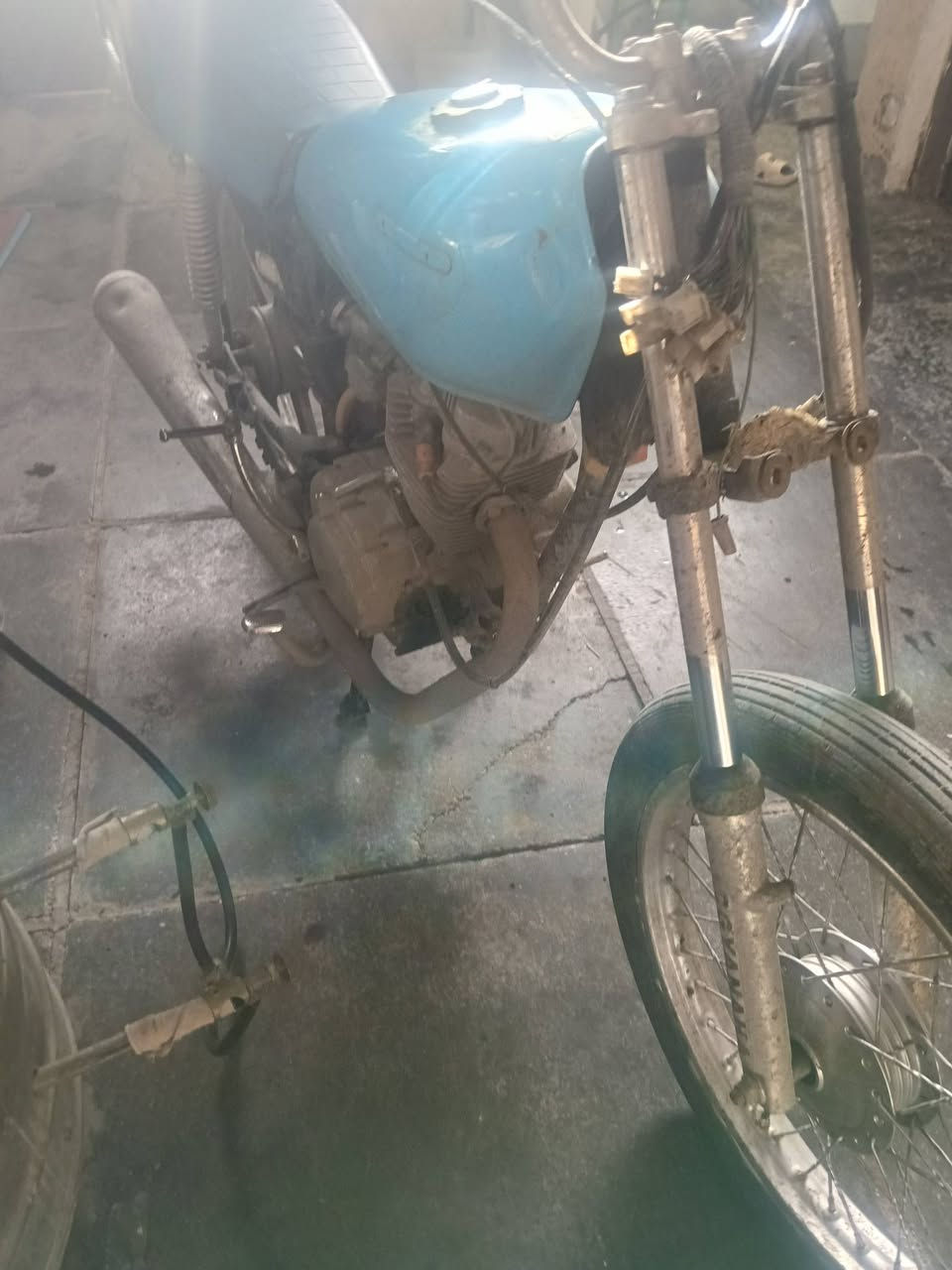 ايراني 4كير للبيع حربي
مكينه ارشه مفوله 
عقل رياضي افصل للصبح 
مبدل بس ولفات مال فصله 
لا نضوح ولا تبخير 
السعر 350 الدراجة وصخه عوزهة غسله ترجع فول
عنواني بغداد مدينة الصدر حي طارق 
رقمي ***********
