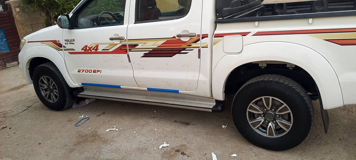 سلام عليكم بيكم للبيع ..موديل 2009 ..السيارة مكفوله كفاله عامه ..سياره جديده .. الاستفسار الاتصال بل رقم ***********
