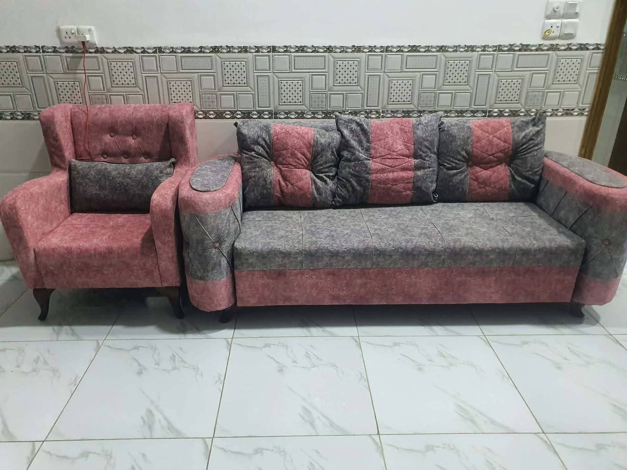 السلام عليكم تخم لبيع رقم تلفون ***********
