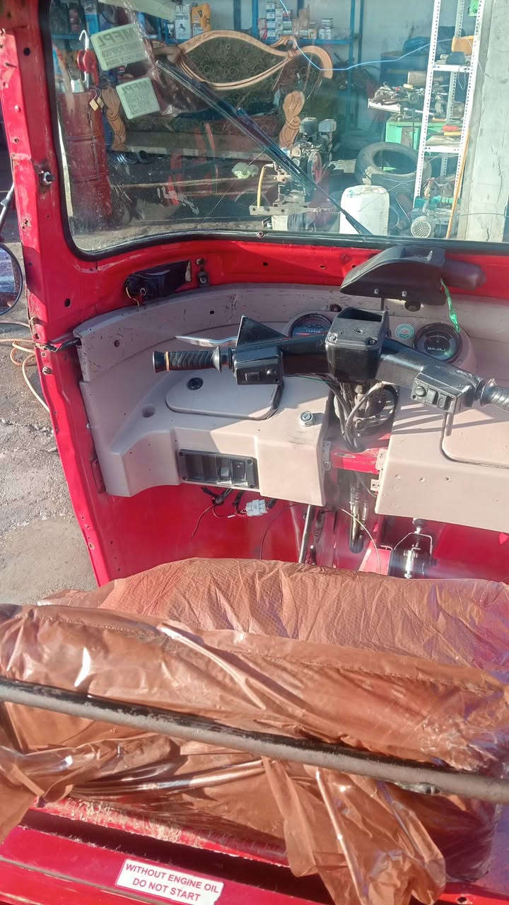 السلام عليكم تكتك موديل 18رقم انكليزي وسنويه تحويل ثاني يوم السعر 5250وبيها مجال مكاني بغداد حي البتول شارع مصتوصف حمزه المطيري الرقم
***********
