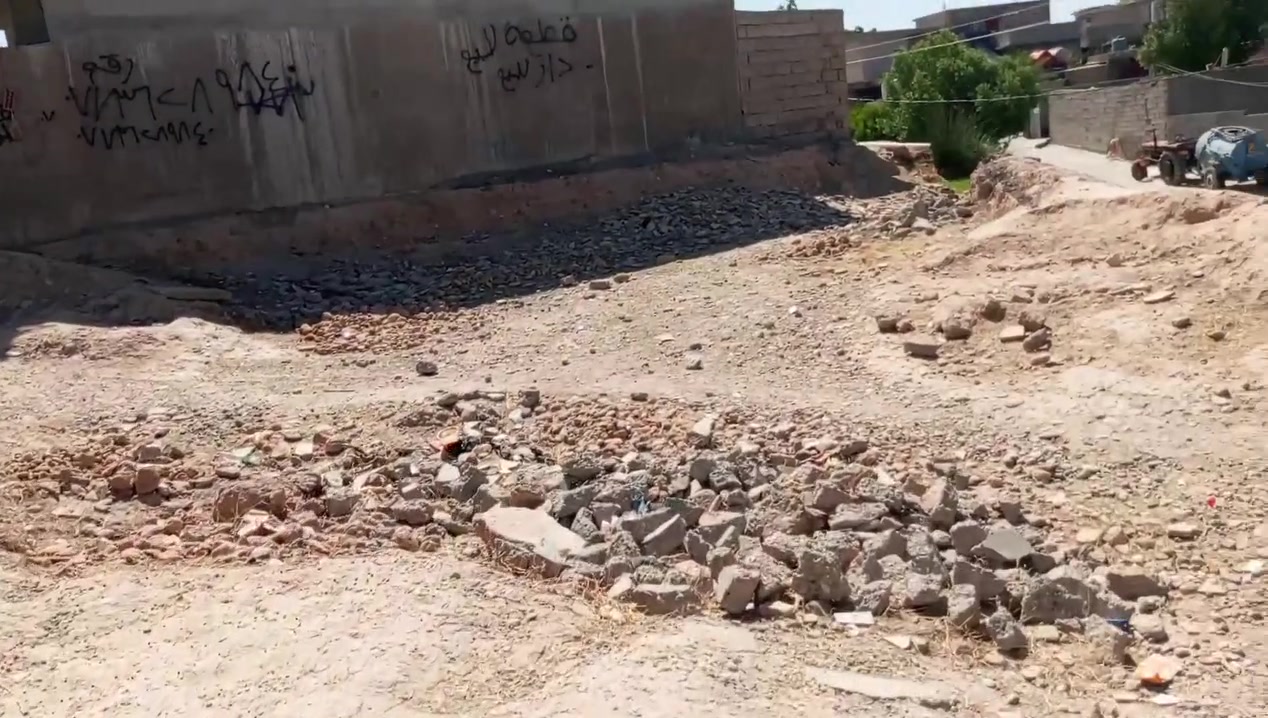 سلام عليكم  قطعة لبيع فرع جملون قريب عل قاعه ملكي 230متر سعر 13
***********
