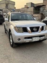 نيسان بافندر 2007 سياره جداً نظيفه رقم بغداد تحويل مباشر حجم المحرك 6س...