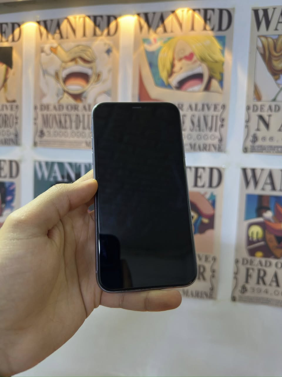 سلام عليكم ❤️❤️
ايفون 11 عادي 
ذاكره 128
تك سيم كارت 
100% 💯 نظافه

250 الف 

مكاني الشالجية🤍🤍
***********
