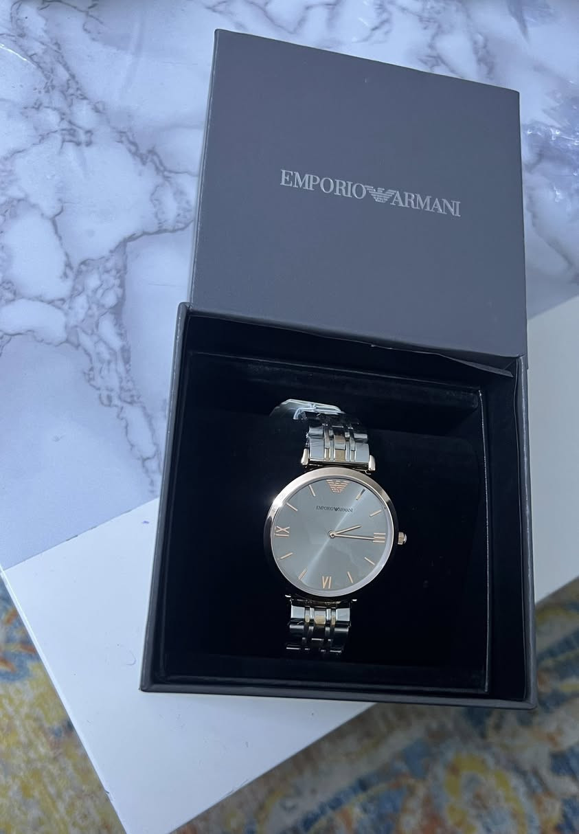 السلام عليكم ساعات اصلية وكالة جديد غير مستخدمة سويسري للبيع مكاني بغداد كل وحدة سعرها شكل مراسلة على الخاص


**إذا كنت صاحب هذا الإعلان وتريد حذفه لأي سبب، رجاءا أرسل رسالة إلى الدعم الفني**