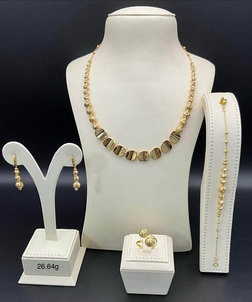أطقم إيطالية من آخر الإصدارات 
متوفرة فقط لدى صياغة بركات الرضا ع


**إذا كنت صاحب هذا الإعلان وتريد حذفه لأي سبب، رجاءا أرسل رسالة إلى الدعم الفني**