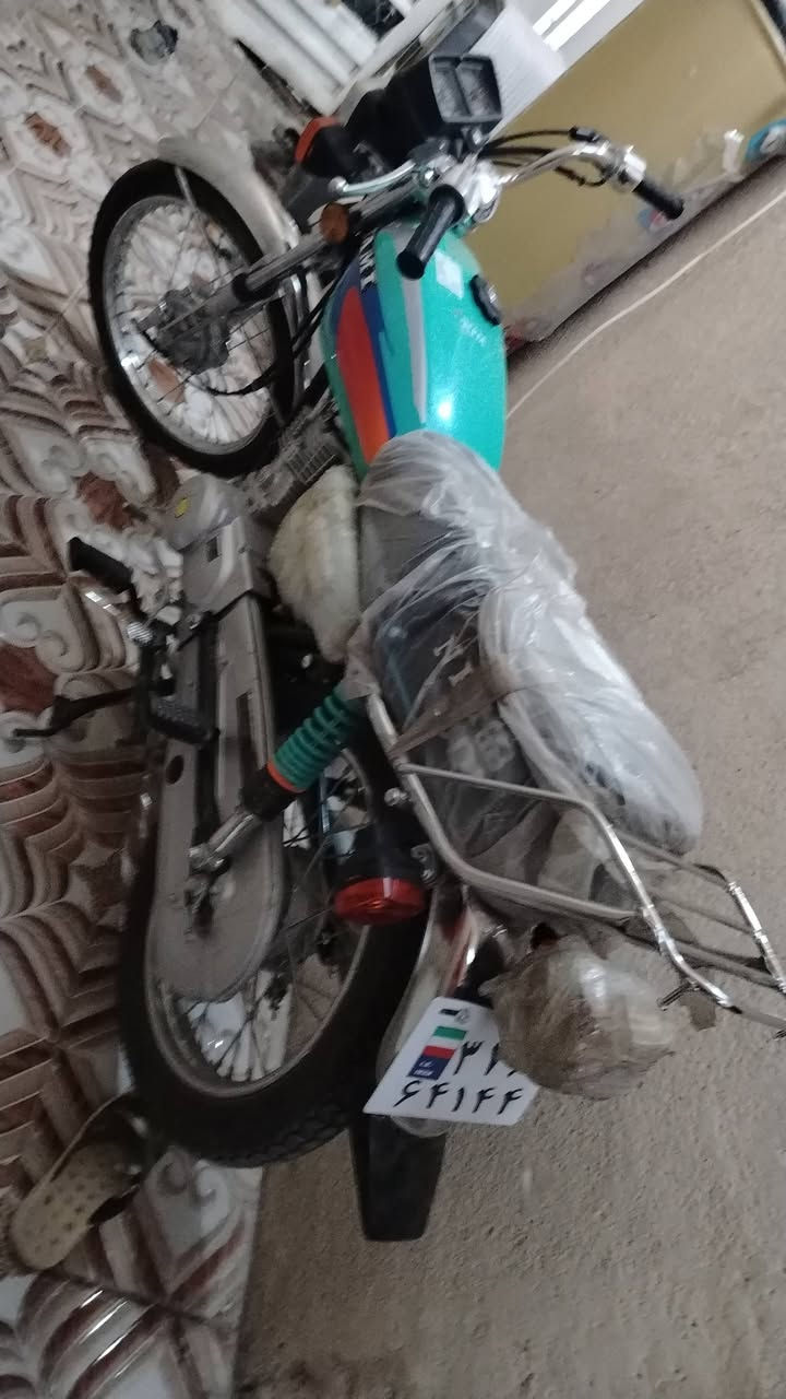 سلام عليكم ناما 2026 اوراق سكنر لون سمائي مميز  صارلهه شهرين مطلعه من معرض  بعدهي بل لايلون مراوس  بلويسي  او حسب القناعه شنو عدك نزله بل تعاليق

كربلاء حي الوفاء ***********
