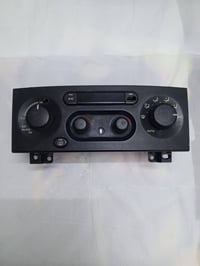 ادوات جيب لاريدو من موديل 99 الى 2004 يوجد توصيل 07704545877