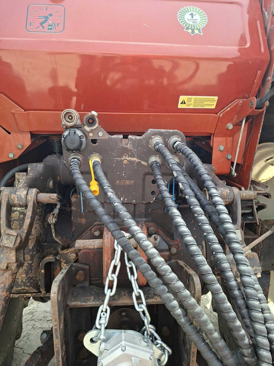 سلام عليكم للبيع فيات حجم 130/90
مامشتغل بالعراق ولا يوم 

جديد جداً احلا من الصور المكينه 

بك بالصفحة 

تكمه عريضه

اكسن بارز

رقم واسط 

العنوان الديوانيه 

سعرها بلاش ع نظافتها
 مراوس مع بيكم تيوتا او لاندكروز  

رقم الهاتف ***********
