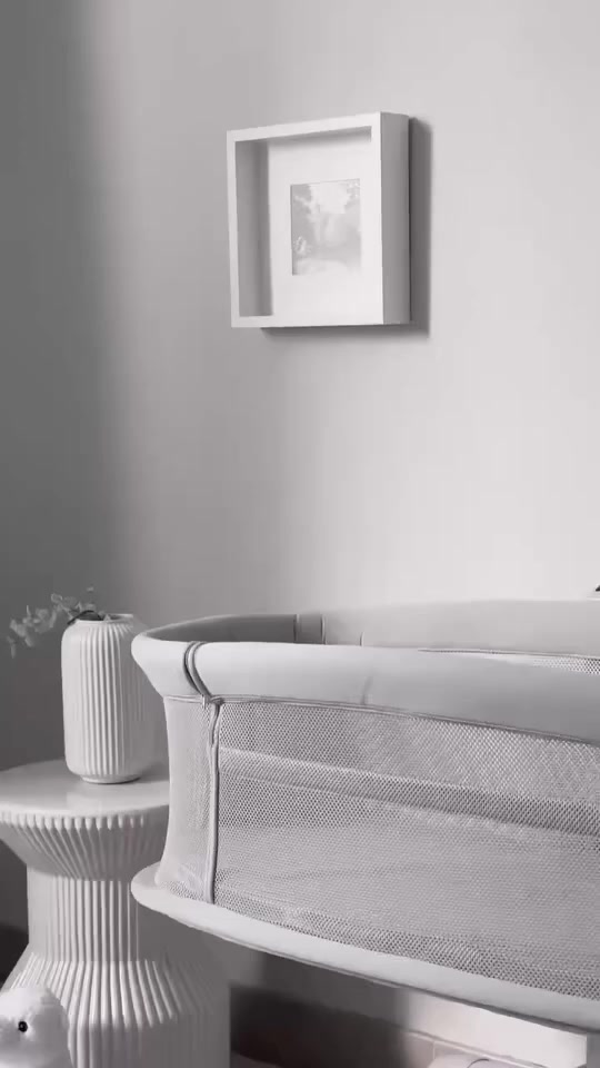 مرحبا عندي هذا الكريكوت جديد شديته وطلع ميتوالم مع لون غرفة بنتي اريد ابيعه واشتري كريكوت يرهم 
سعر الشراء: 140
سعر البيع : 105
تكدرون تسالون على سعرة وتشوفوا بيش
مواصفات 
 كريكوت الاطفال الكهربائي ماركة
من افضل الماركات العالمية ماستيلا 
مستويات اهتزاز بطيء و وسط وعالي تلقائي 
موسيقى ومؤقت اهتزاز
وتول والعاب
وعجلات لسهولة التنقل
لون رصاصي 
اضافة الى انه يكفي للي غرفهم صغار ايضا 
للاستفسار المراسلة على الخاص


**إذا كنت صاحب هذا الإعلان وتريد حذفه لأي سبب، رجاءا أرسل رسالة إلى الدعم الفني**