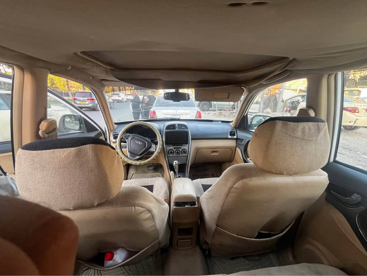 تيگو 
سلايت 
330كم ياب ريفه جوى 
مه كينه 1.8
موديل 2014
كير تو ماتيك عادى 
صبغ ئيك جاملغ 
شرت تحويل 
غرامه 800هزار 
دهوك 
واتساب *********** دهوك, العراق

