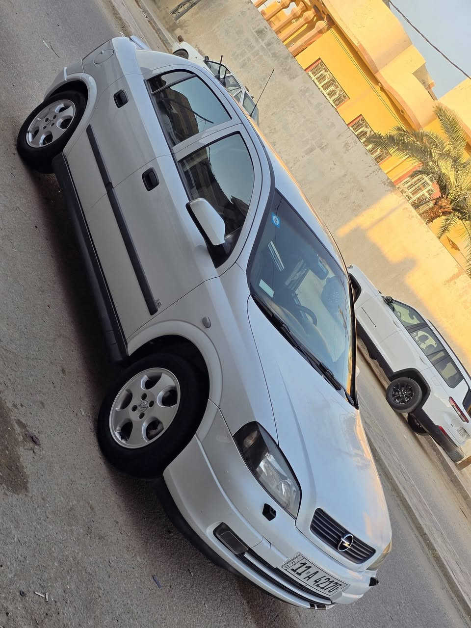 السلام عليكم اوبل استرا 2002 مكفوله كفاله عامه 
رقم بغداد دولي
 تحويل مباشر 
سياره جديده ع وظع الشركه 
تخم تاير محرك جديد حداديه جديده تبريد ثلج جاهز من كلشي ،، ملاحظه مكلف بنشر للاستفسار ***********
