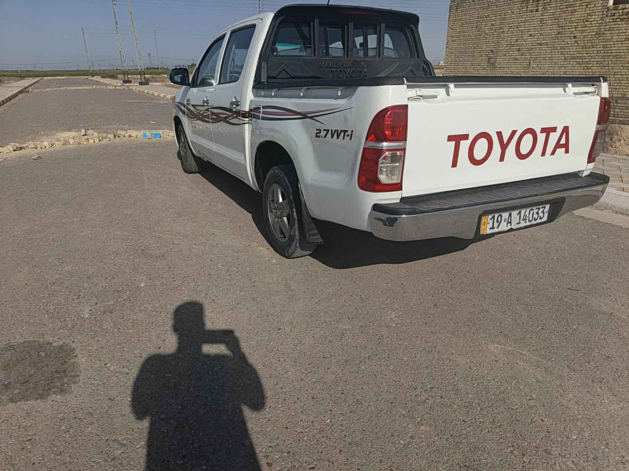 سلام عليكم سياره البيع بيكم فلاونزه  موديل 2015 شاصي 19 رقم نكليزي سنويه جديدة بيه شويه صبغ مكانه ميسان الكحلاء
سعر 175 وبيه مجال 

كير تماتيك 
***********
