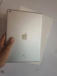 ايباد 9 نضافه ١٠٠ مكفول  سعره ٢٧٠ الف وبي مجال لشراي هاذ رقمي ماعدك رص...