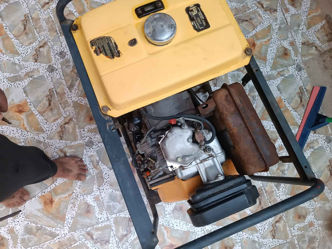 مولده كامه للبيع شغاله سلف وحبل مكان حله مركز مدينه نضيفه حيل مكينته وتوليد  5 كيفي السعر 450 وبيه مجال ***********
