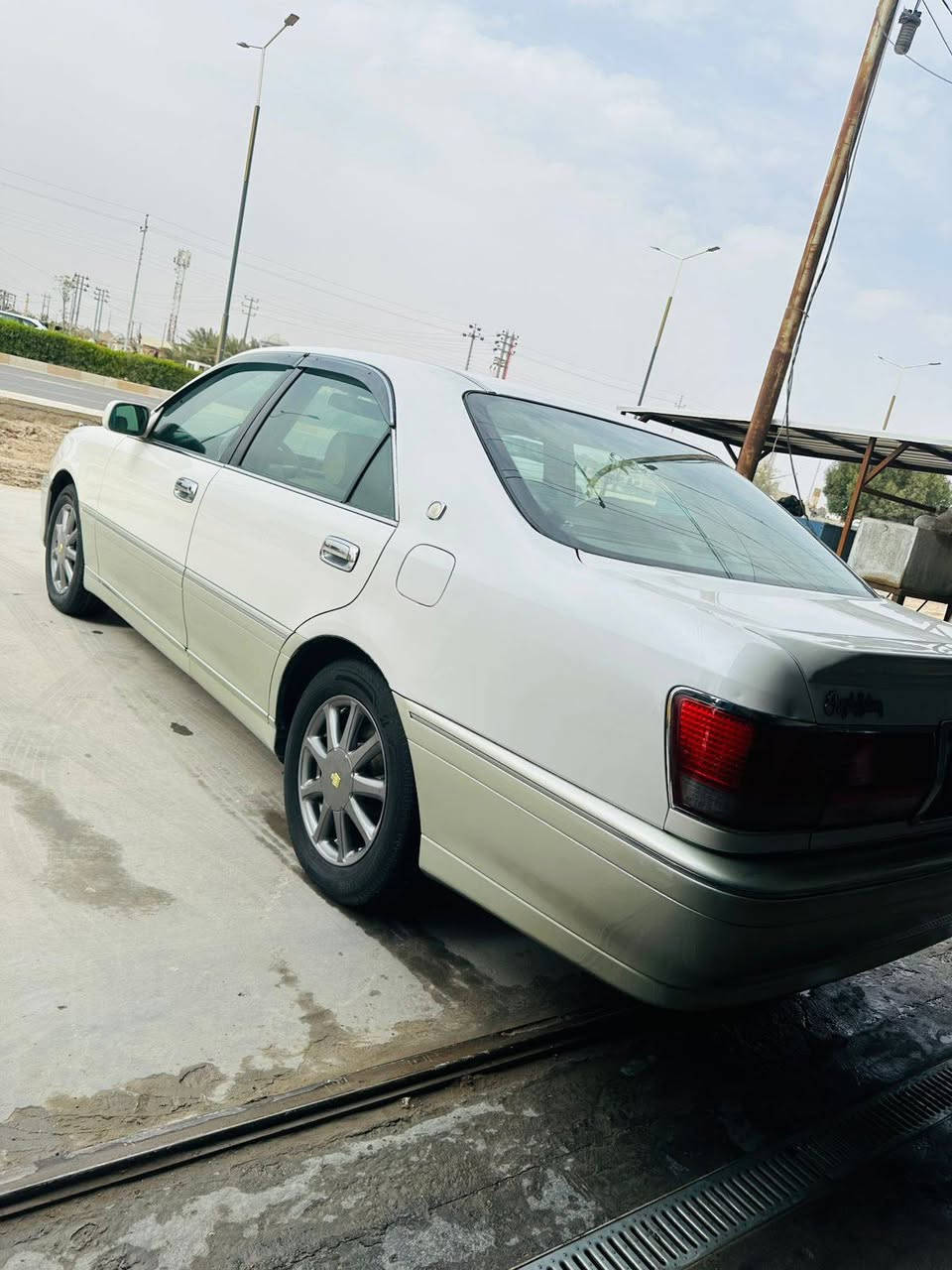 من رخصت الادمن
ملكه مامسجله
دكمه وحده 
السياره طك كارتون مال جناي
تحوير نجف فوك أو جوه عارف العيساوي
موديل السياره ٢٠٠١  
مكينه ديفور الصغير 
كصت السياره قماره الباقي كفاله من عشائر أو سرقه
الشراي يتصل *********** مكان السياره فلوجه سعرها   ٧٢ أو بيها مجال للشراي
