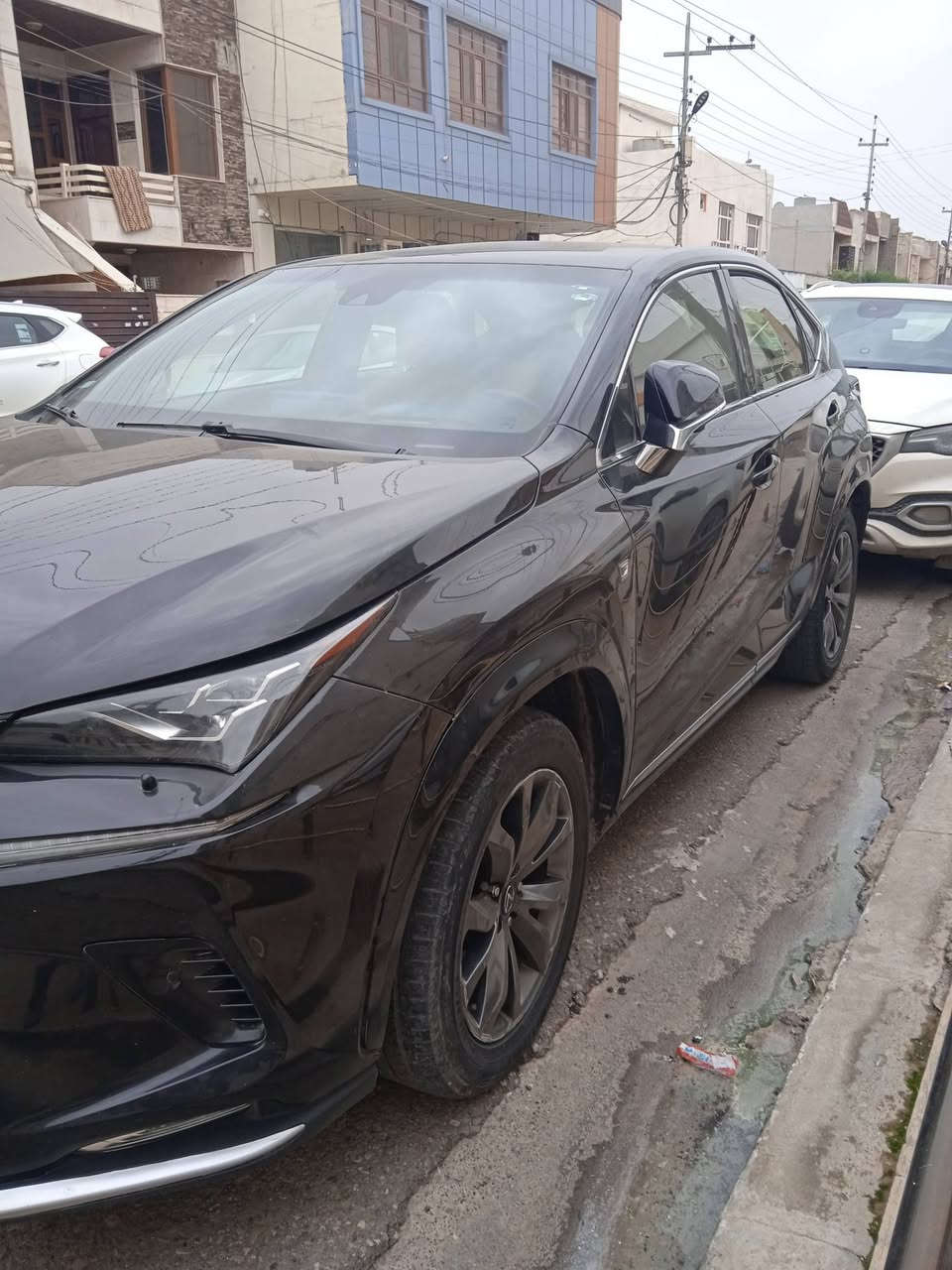 سلام عليكم لكزس ان اكس 2018 للبيع اعلى فئه فئه الاف سبورت
محرك 4 سلندر 2000 تورو 
سياره ورد خليجي 
ضربتها شبر واحد بالبانيه موضحه بالصور 
سعرها 24,000 دولار بمجال بسيط 
استفسار فعل هذا الارقام ***********
