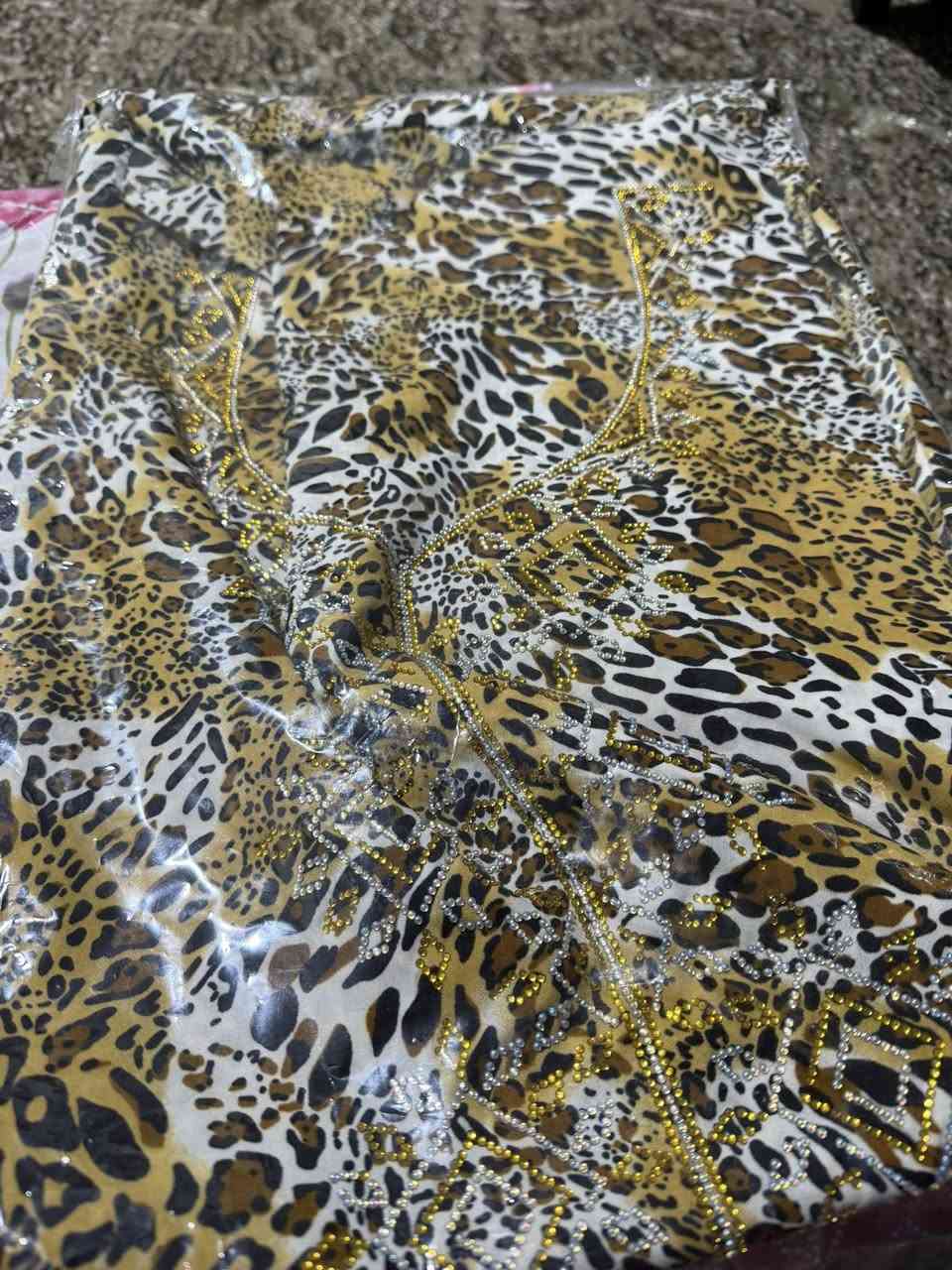 قطّع مخور اماراتي والأسعار تبلش من ١٠ الف إلى ٣٥ الف 
متوفر توصيل لجميع المحافظات العراقية ب٣الف
للطلب التواصل على رقم الواتساب *********** أو رسالة دايركت
