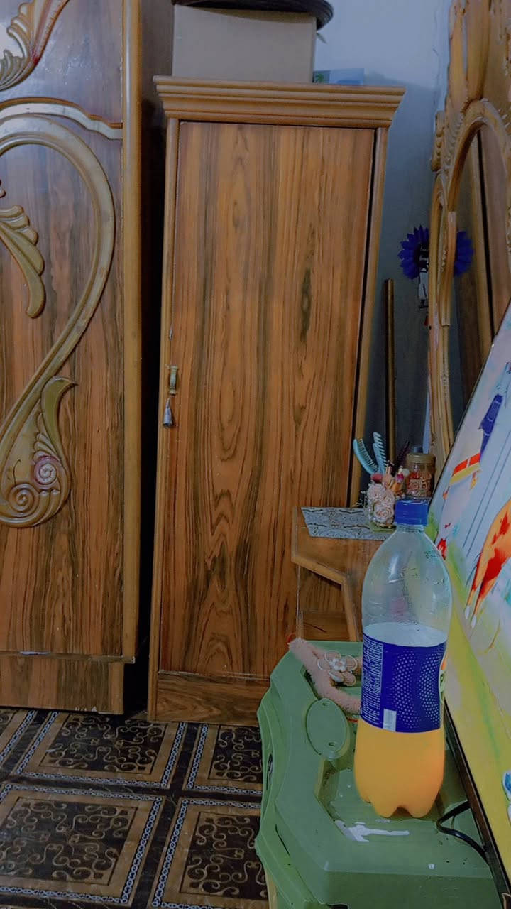 اعاده نشر. بسبب لوعود لكاذبه الله يكطع رزق كل واحد يكطع برزقي غرفه ب 250بيه. ضرر بصيط ***********
