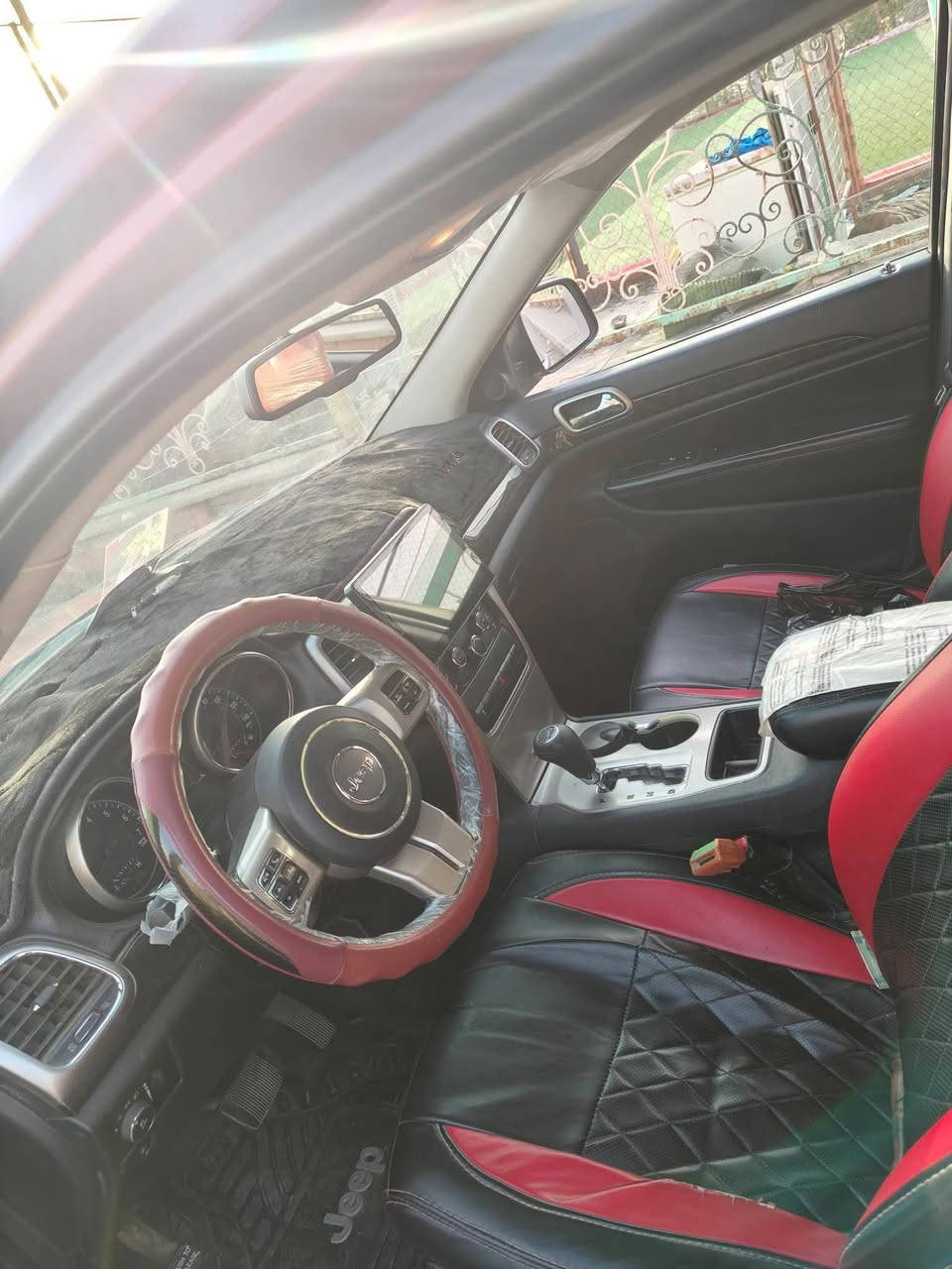 جيب 2012
العنوان الكوت واسط 
***********
محرك 3600
السعر 150
