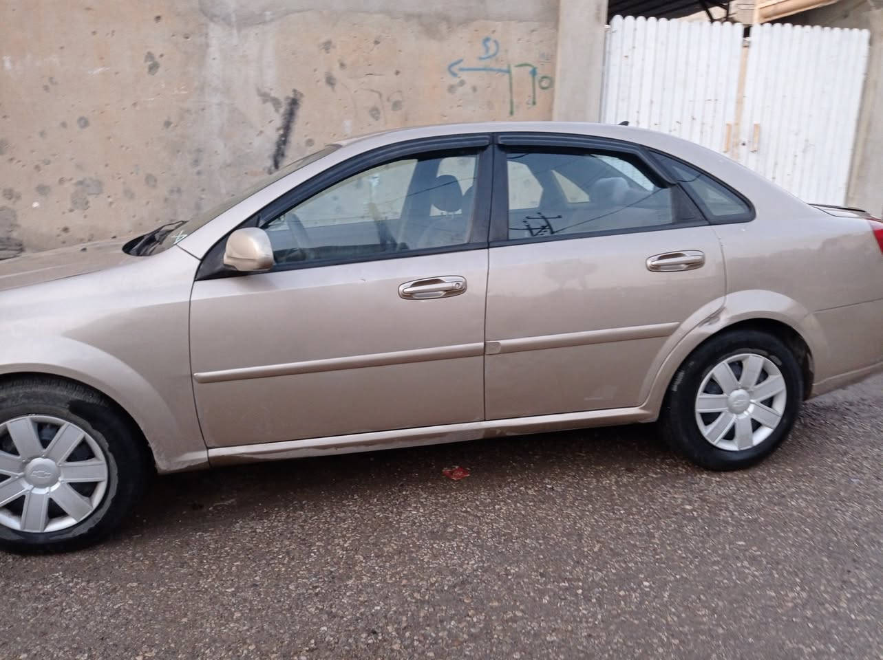 السلام عليكم ورحمه الله وبركاته
اوبترا للبيع 2006 لون ذهبي كير ومحرك شرط تايرات جددوتبريد ثلج كير عادي السيارة بيها قطعتين و دوسة السيارة مايعوزها شي خبر وبيك خير وتدلل السيارة رقم نينوى دولي باسمي
كورك :***********
اسيا : ***********
