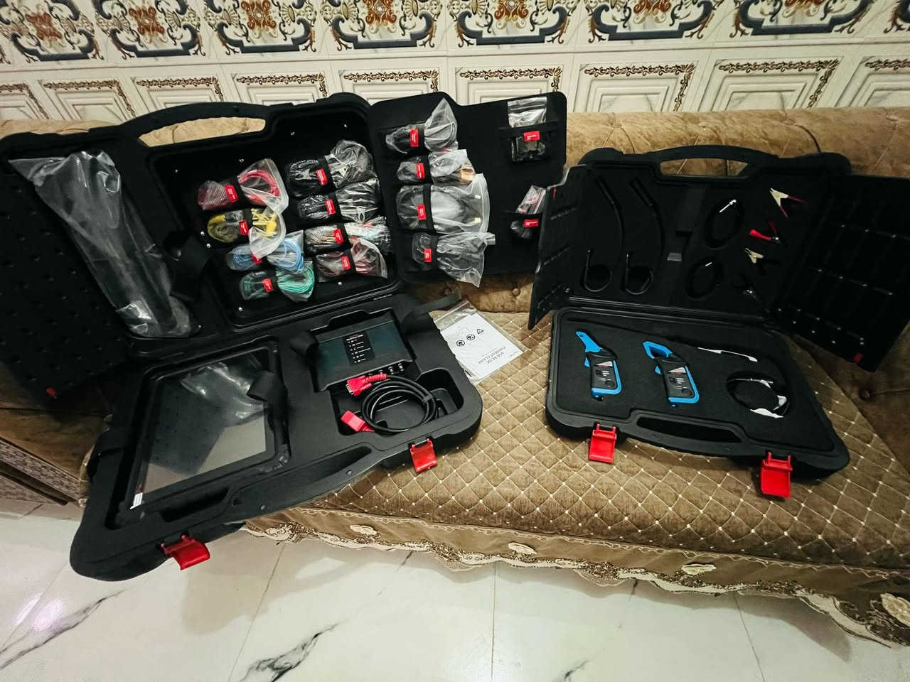 للبيع ماكسس الترا منتهي تحديث 2024 شهر 12 الجهاز كلش كلش نظيف وغراضه ممستخدمة اصلآ حهاز استخدام شخصي مال بيت يعني ممشتغل بورشة ايد الجهاز رايدة 1800$ بي مجال قليل من شركة لمعان الوسام مشتري *********** مكاني بغداد
