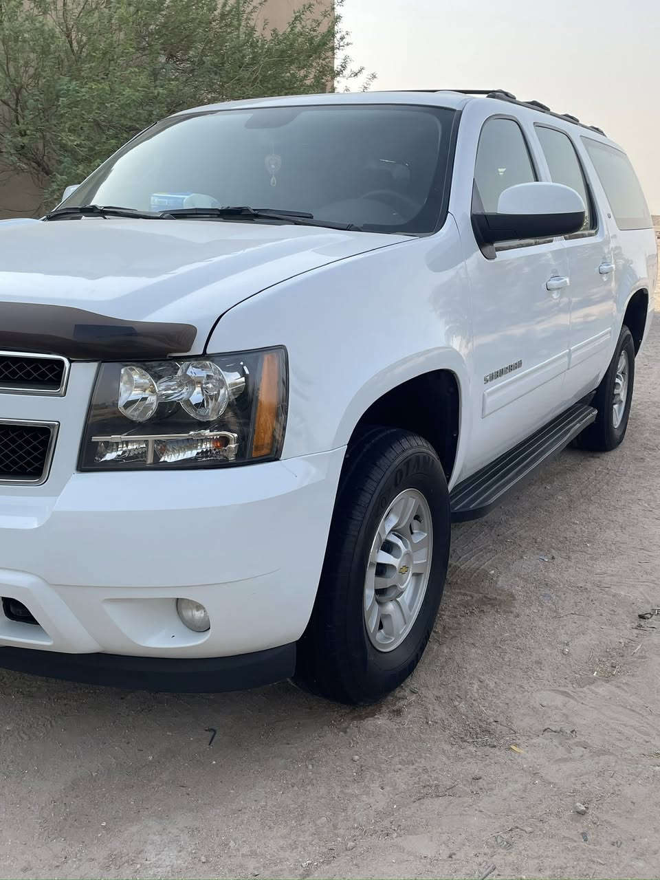 السلام عليكم البيع شوفر سوبرمان فحل طبله خليجي 2009 رقم بصره اجره انكليزي بسمي تحويل مباشر ((سياره نقل )) سياره مكفوله كفاله عامه فقط صبغ تغير لون من جكليتي الى ابيض سياره عبري ماكاعد بيه سياره جديده كارتون محرك كير اكسن دواخل جدد  تخم تاير جديد سعره 215 ورقه مكاني بصره ***********
