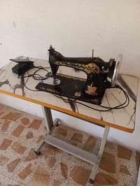 مكينة خياطة • فراشة • شغالة