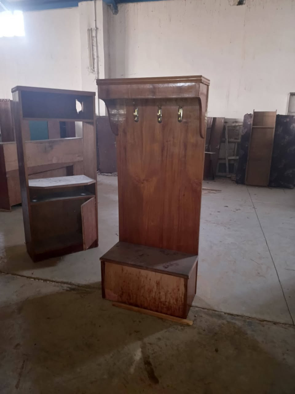 يوجد غرف نوم مستعملات نضيفات جدا 
والاسعار داخل الصور 

العنوان / الخالص عرب شوكه مقابيل محطة جوهرة الفؤاد 

 للستفسار الهاتف + واتساب  
‏‪***********‬‏
