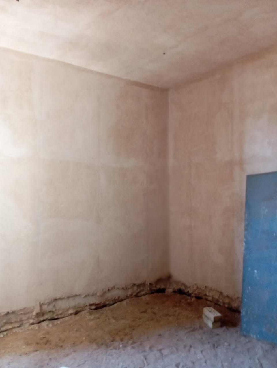 لباخ درجه اولى شغل هندسه ع متر وگباله مكاني نجف رقم الهاتف ***********
