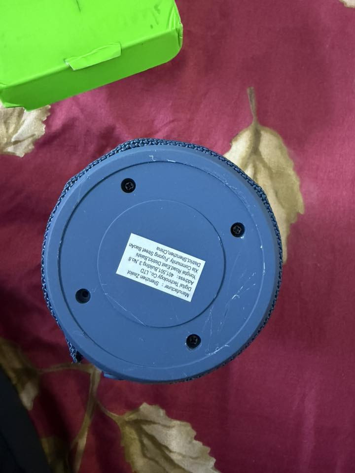 سبيكر ماركه زيلوت شغال اخوان بس ابيعه فحم لان بي وشه قليله وكدامك هاذه خلي سعرك وبلعافيه عليك


**إذا كنت صاحب هذا الإعلان وتريد حذفه لأي سبب، رجاءا أرسل رسالة إلى الدعم الفني**