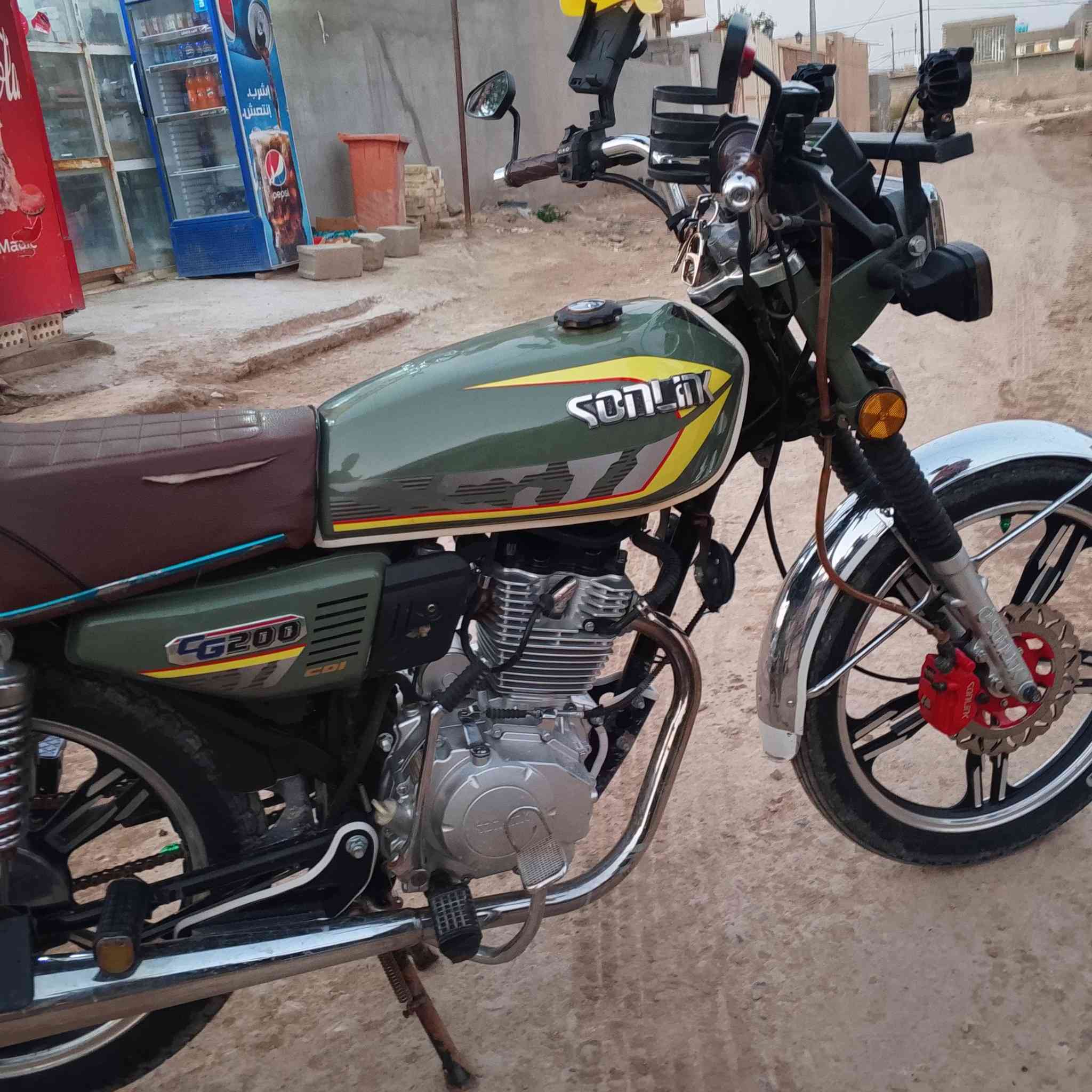 دراجه سافان محرك ٢٠٠ موديل ٢٤ السعر ٦٥٠وبيه مجال 
متواصل الماسنجر ورقمي ***********
 مكاني واسط زبيديه
