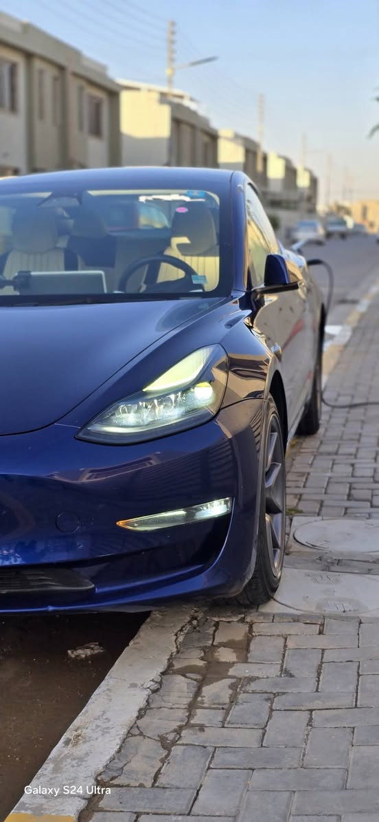 تسلا مودل 3 موديل 2023 لونج رينج
دبل ماطور

الموقع: بغداد _ العامرية

الممشى: 33ألف ميل

السيارة جديدة شتريتها من المستورد

💎 ســعــر ✅ ::  168$
المواصفات:
رقم بغداد 
سنوية جديدة ومدفوعة ضريبة وكمرك
كاملة من كل النواقص
دبل موتور
فئة Long Range أعلى فئة
تسارع 0-100 خلال 3 ثواني

الحالة:
جاملغ خلفي صبغ فقط

وبيها بارد اربع اصابع

الأيرباك سليم 100%

البطارية: بحالة الوكالة

البطارية والانفيرتر 100%

السيارة أونلاين مع آخر تحديث ولغة عربية

سقف بانوراما زجاج كامل

شاشة 15 إنچ

8 كاميرات تغطي السيارة بالكامل

حساسات ورادارات 360

حساسات جانبية

Auto Pilot و Full Self Driving

نظام منع الاصطدام

نظام الحفاظ على المسار وقراءة السرعة

المميزات:

مقاعد جلد 

تحكم كهربائي كامل

تدفئة وتبريد للمقاعد

باب جنطة كهربائي

مرايا كهربائية

دخول ذكي وتشغيل عن بعد

الترفيه والاتصال:

وشغالة ع تطبيق تسلا الأحمر 

YouTube

Netflix

TikTok

WhatsApp

WiFi

GPS

Bluetooth

USB

AUX

رقم التواصل :-:-:

***********
