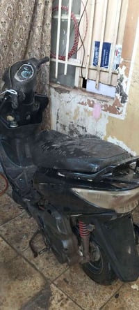 كامكو كايمه ابيع هيج دراجه كلشي بيها شغال كابريتر جديده وصالنصه جديده ...