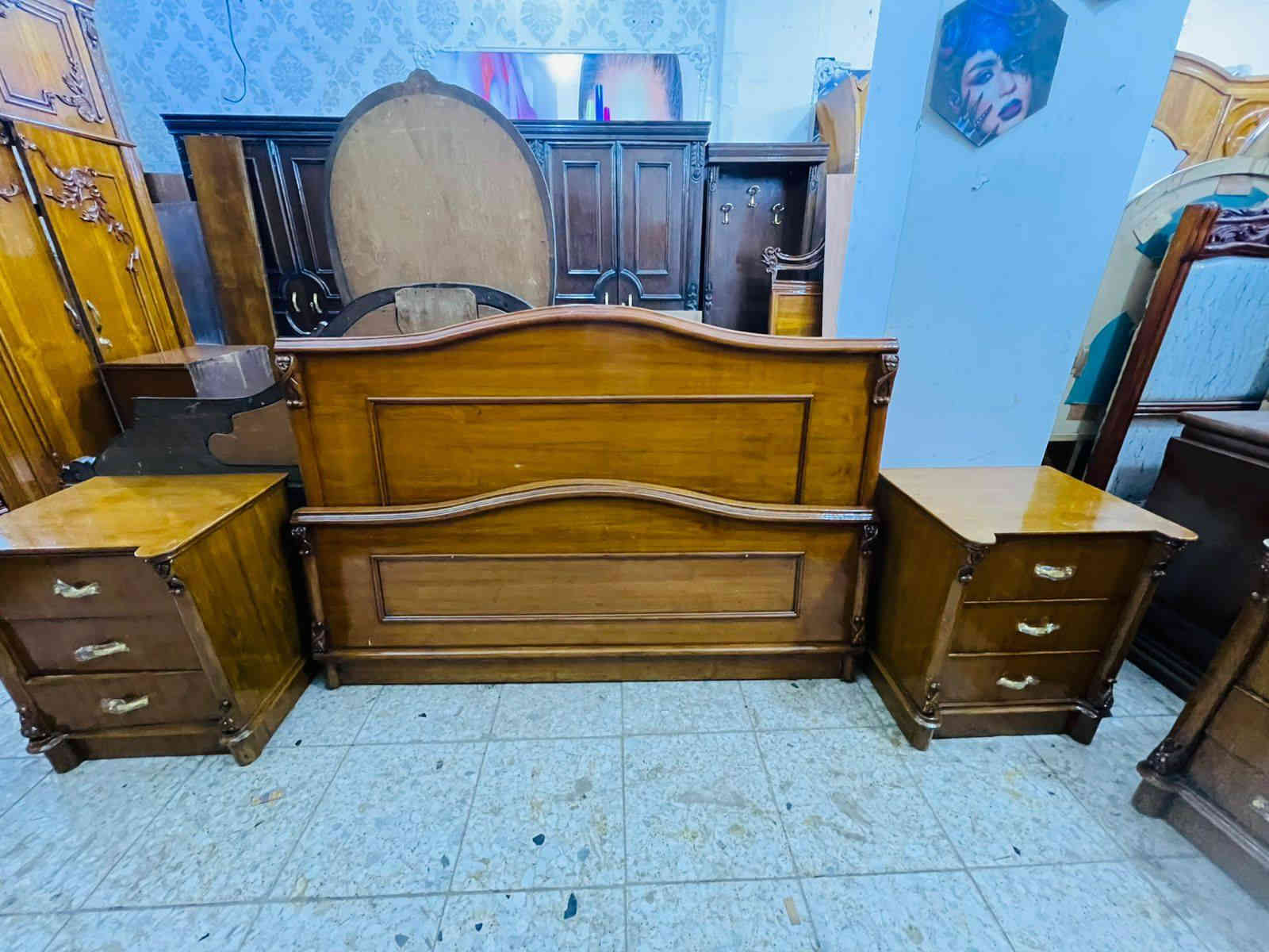 غرفه 6 باب ملحق صاج داخل وخارج ضهر جرجوبه شغل درجه اولى مستعمل موديل دنك صاج بورمي بغداد الأمين الثانية ***********
