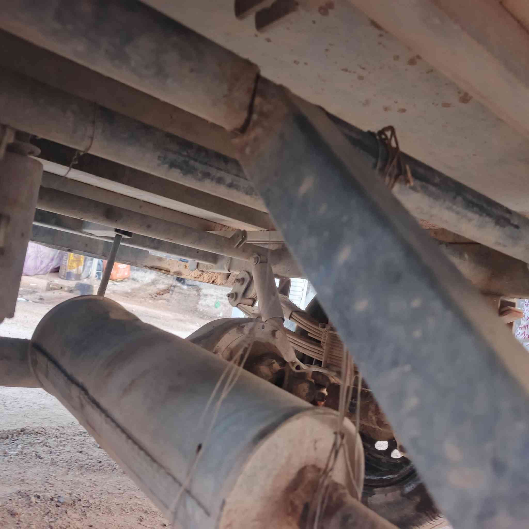 ستوته للبيع العنوان ما الحق النداء السعر 650 اوراق ديوانيه الرقبه طاقه وملحومه***********
