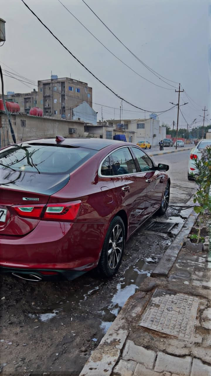 السلام عليكم سياره ماليبو للبيع مديل 2017برمير مكينه  2000تيربو سياره نضيفه كلش مكينه كير تبريد 100% تدفئه تبريد بلكشنات تدفئه بلستيرن كشنات كهربائي حادثه جاملق وبنيد السعر 110وبيه مجال اي ستفسار واتساب ***********
