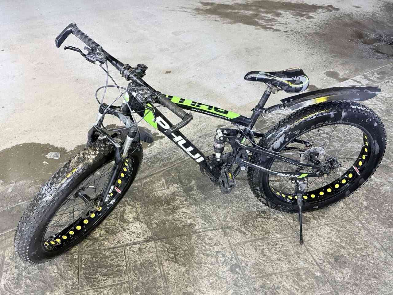 إسلام عليكم  للبيع بايسكل دبابه نضيف  دبلات شغالات لبايسكل ما عايزه اي شي لريد يعرف سعر يتصل العنوان كراده ***********
