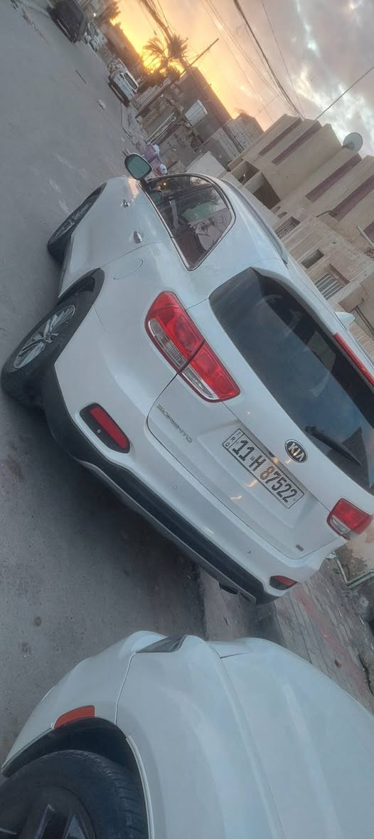 سلام عليكم سورنتو موديل 2016 امريكي حادث جاملغ امامي 
محرك اربعه سلندر ٢٤٠٠ السياره جاهزه السعر ١٥٠ العوان كربلاء 
رقم الهاتف ***********
