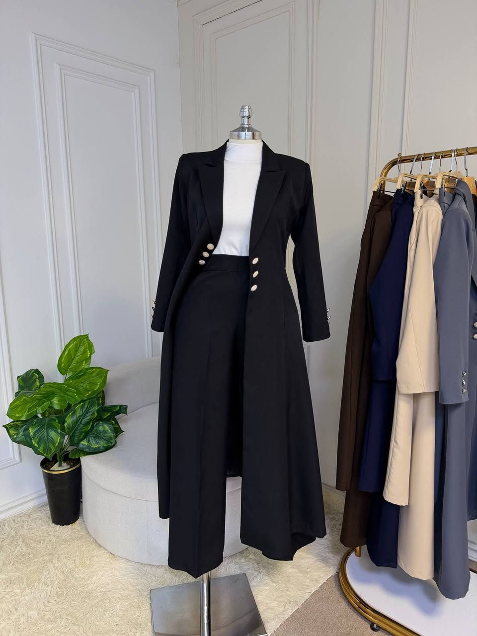 السعر 35 الف 
طقم قطعتين خامة دابل تركي
. 
القياسات: 40 ،42 ،44 ،46 ،48 ،50
توصيل 5 لجميع محافظات العراق 🚛


**إذا كنت صاحب هذا الإعلان وتريد حذفه لأي سبب، رجاءا أرسل رسالة إلى الدعم الفني**