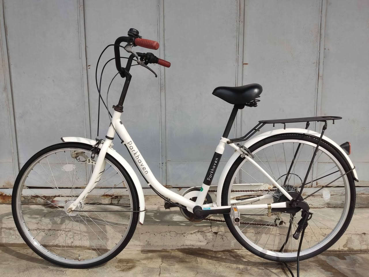 سلام عليكم 
وصول وجبة جديدة 
بايسكل للبيع باله ياباني حجم 26 سته كير و حساس لايت زينون ياباني اصل سوبر لوك بالكارتون نظافة100% 

عنوان محل : كركوك حرية ــ مقابل تكية و جامع شيخ محمد ــ يم ملعب دولي شورجة.
رقم موبايل : ***********
