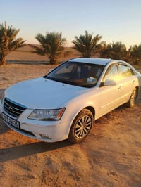 سوناتا للبيع او مراوس بكيا حمل السياره بسمي احولك  السعر 95 وبيها مجال...