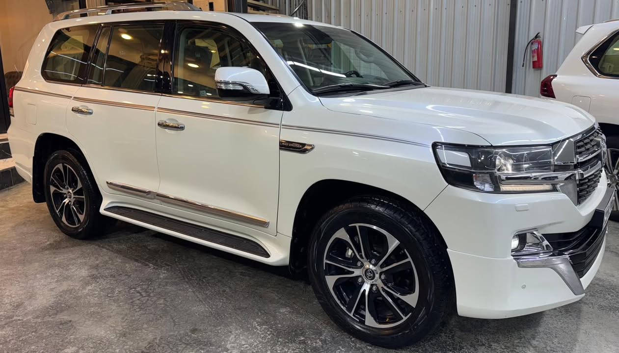 لاندكروز 2021 بحريني للبيع
مكفولة كفالة عامة
فووول مواصفات 1/1
بصمة
فتحة
كشنات جلد كهرباء
ماشية 62
تشغيل عن بعد
مري قلاب
3 شاشات
حساس امامي خلفي
محرك 6 سلندر
شاحن موبايل
مري شفط
صندوك كهرباء
السيارة فووول للاخير
السيارة جديدة لوك
السعر 570 $
الكريعات / شارع الوقف السني ( معرض اودين )
للاستفسار اكثر

*********** 
***********     ابو نمر
