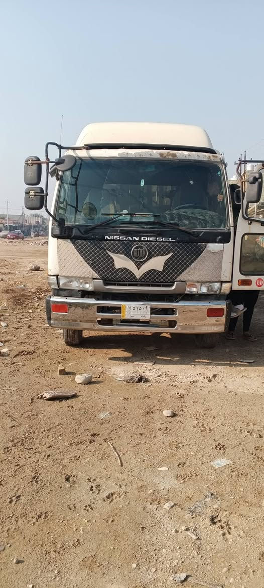 السلام عليكم سياره نيسان موديل 94  جاهزه للعمل 
تخوم تاير سياره مكينه جير اكسل خير من الله 
سياره باسمنا شرط التحويل سنويه  27 
المكان بغداد شارع الجزيره السعر 95 
رقم الهاتف ***********
