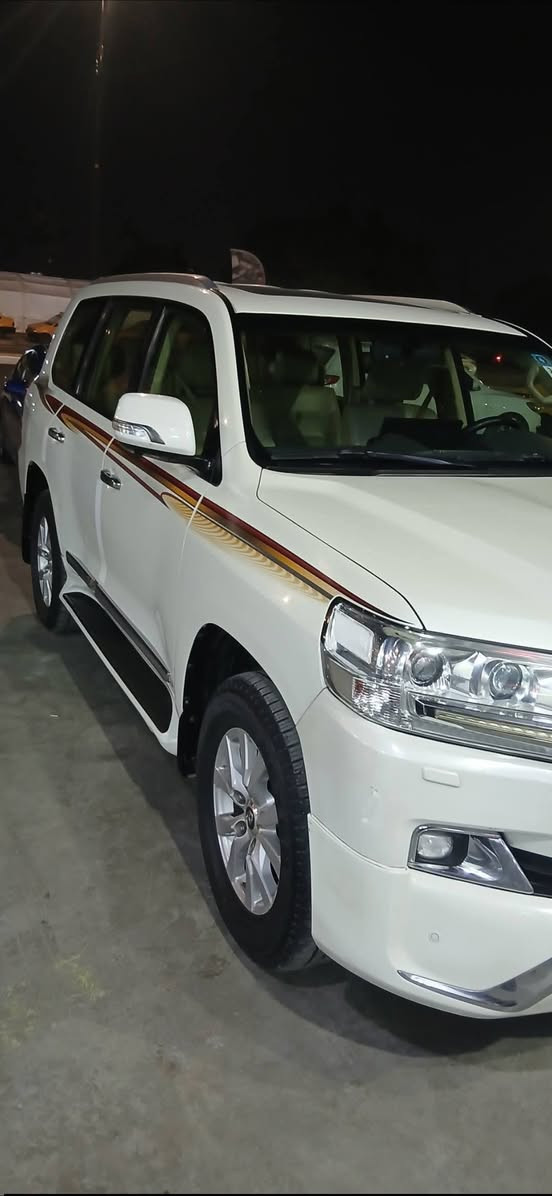 لاندكروز 2017 ساز فول موصفات بصمه فتحه كشن سايق 3 دكم كشنات كهرباء وجلد لايت زنون عالي ناصي تخم تاير سبير منازل يوجد صبغ في البنيد اثر طابوكه بدون اي فتح او طخه مكفوله برغي ممفتوح بسياره ماشيه 140 رقم بغداد الجديد بسمي السعر 450 المكان بغداد مشتل ***********
