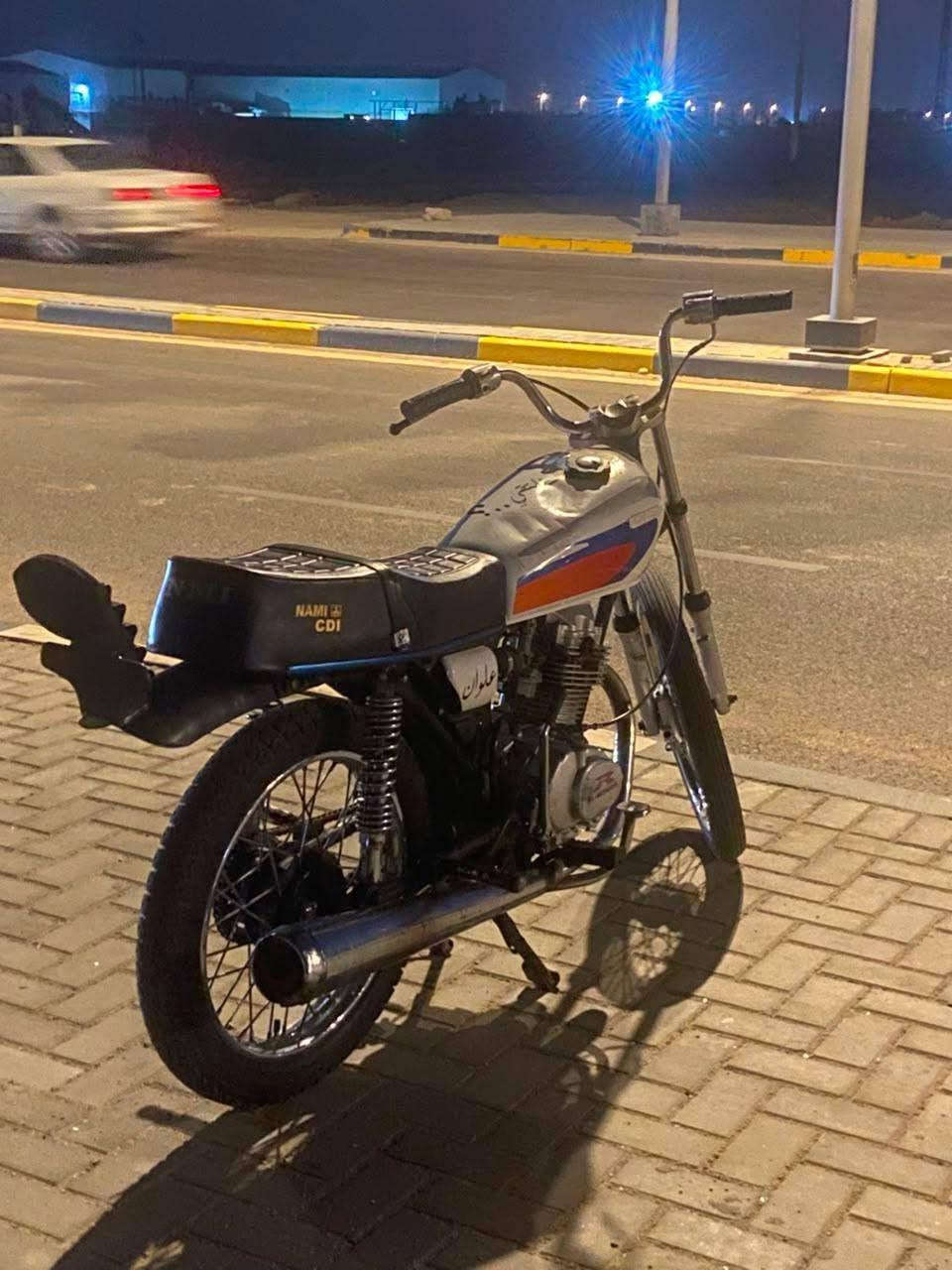 سلام  عليكم رابيدو 22 ادوات اكفلك من البوكه تجي وتشوف بعينك الدراجه ما ناقصهه شي السعر 450 وبيه مجال بسيط مكاني ابو الخصيب  ***********
