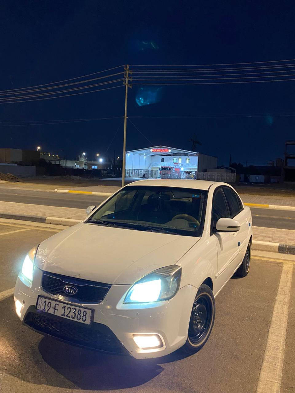 السلام عليكم
كيا ريو 
مديل 2012
رقم كربلاء دولي (انگليزي) 
مابيه اي حادث عدى البارد الي موضح بالسونار 
السياره معروضه ب 87 وبيه مجال 
مكان كربلاء 
للاستفسار ***********
