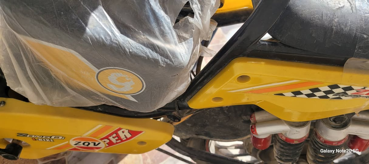 السلام عليكم بايسكل شحن للبيع بس نقص سلة شغال كلشي مابي بطاريات مفولة سعر 175بي مجال مكاني خلف كلية بلاد الرافدين واتساب ***********
