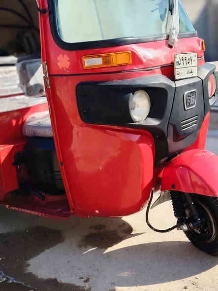 تكتك موديل  ٢٠١٨ شهر ١٢ معمره بس دوس  ***********
