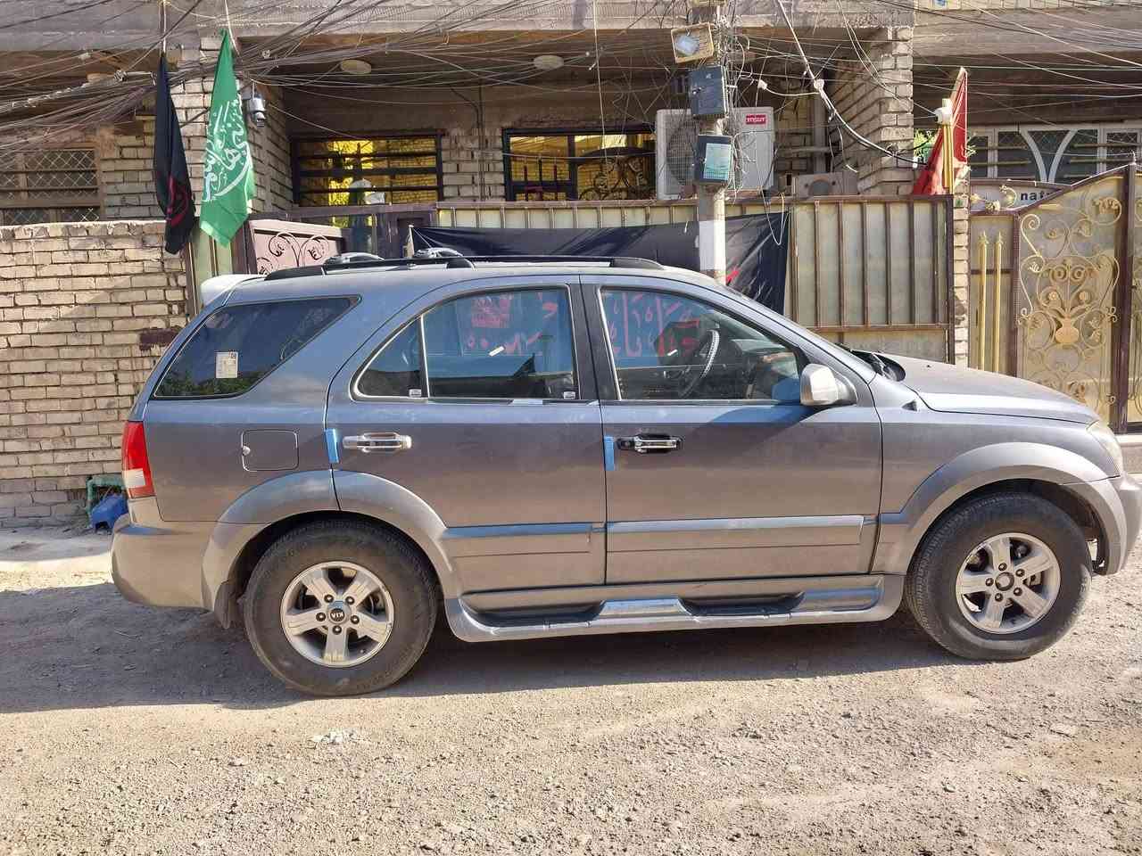 السلام عليكم البيع او مراوس سورنتو موديل 2005تبريد شغال مكينه لا تنقيص ولا تبخير سياره حلوه بيه صبغ مكانات بدون دواخل صدر نص عمر هزه جديده رقم بغداددولي بسمي عنوان بغداد الدورة التصال رقم ***********
