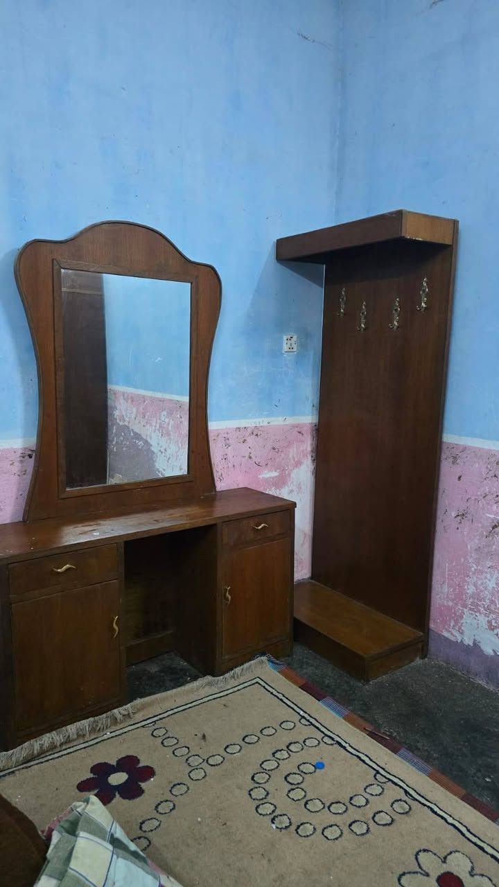 غرفه نوم عراقيه ٥ بوب ام ملحق سعرهه ٣٥٠ وبيهه مجال مكاني شيخ حمد طريق زملت حمدي مقابل وكيل عادل عبوو ***********
